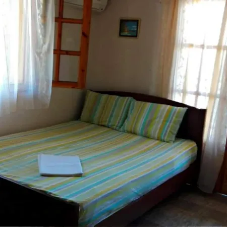 Hotel Cápsula Sakis