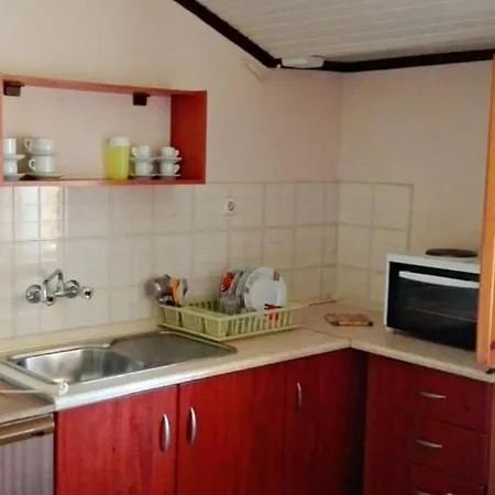 Sakis Hotel Cápsula