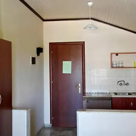 Hotel Cápsula Sakis