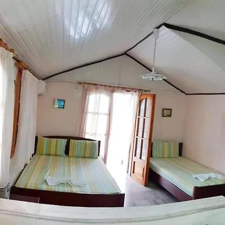 Hotel Cápsula Sakis